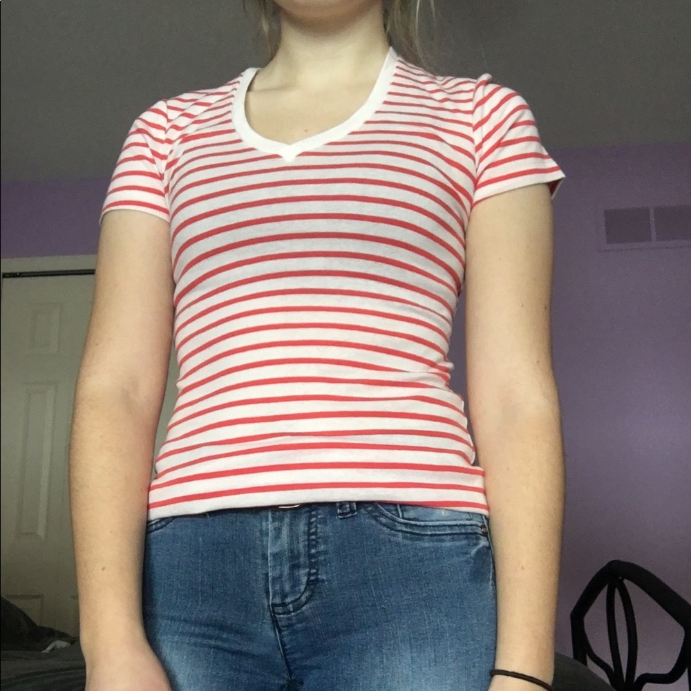 Old Navy Perfect Fit V-neck